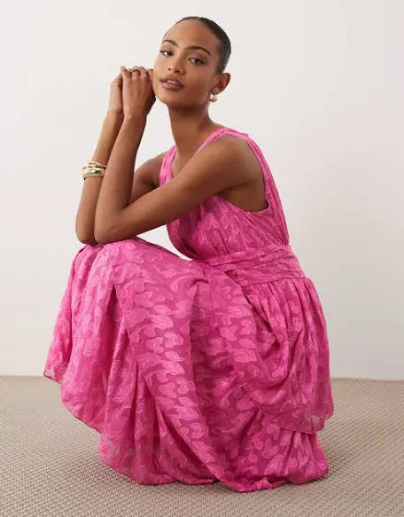 The Visindy Dress
