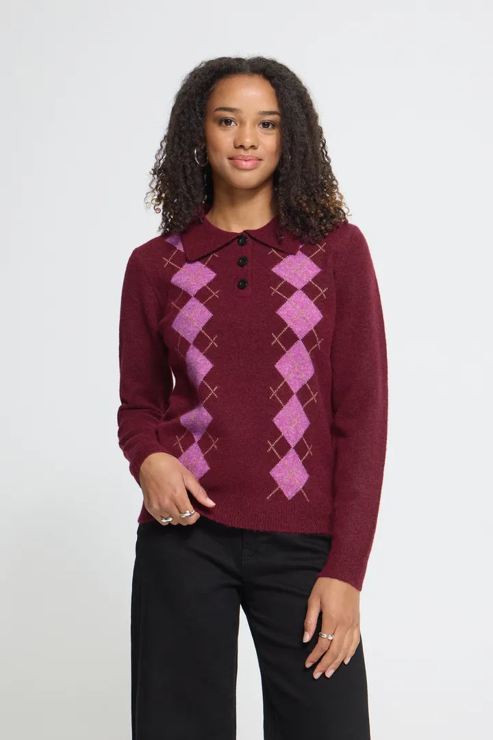 Ihdasila Polo Pullover in Rhododendron Harlekin