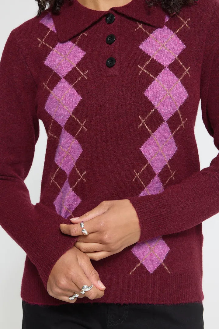 Ihdasila Polo Pullover in Rhododendron Harlekin