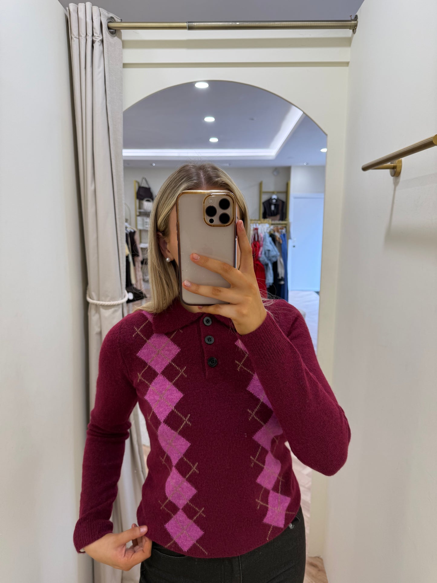 Ihdasila Polo Pullover in Rhododendron Harlekin