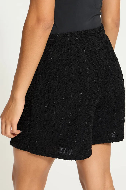 Ihninky Skort in Black